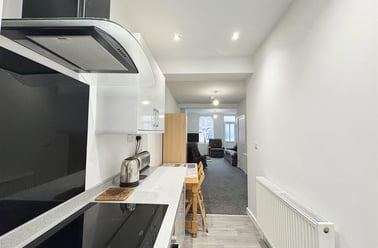 Barry Street, Cinderhill, Nottingham - Image 3